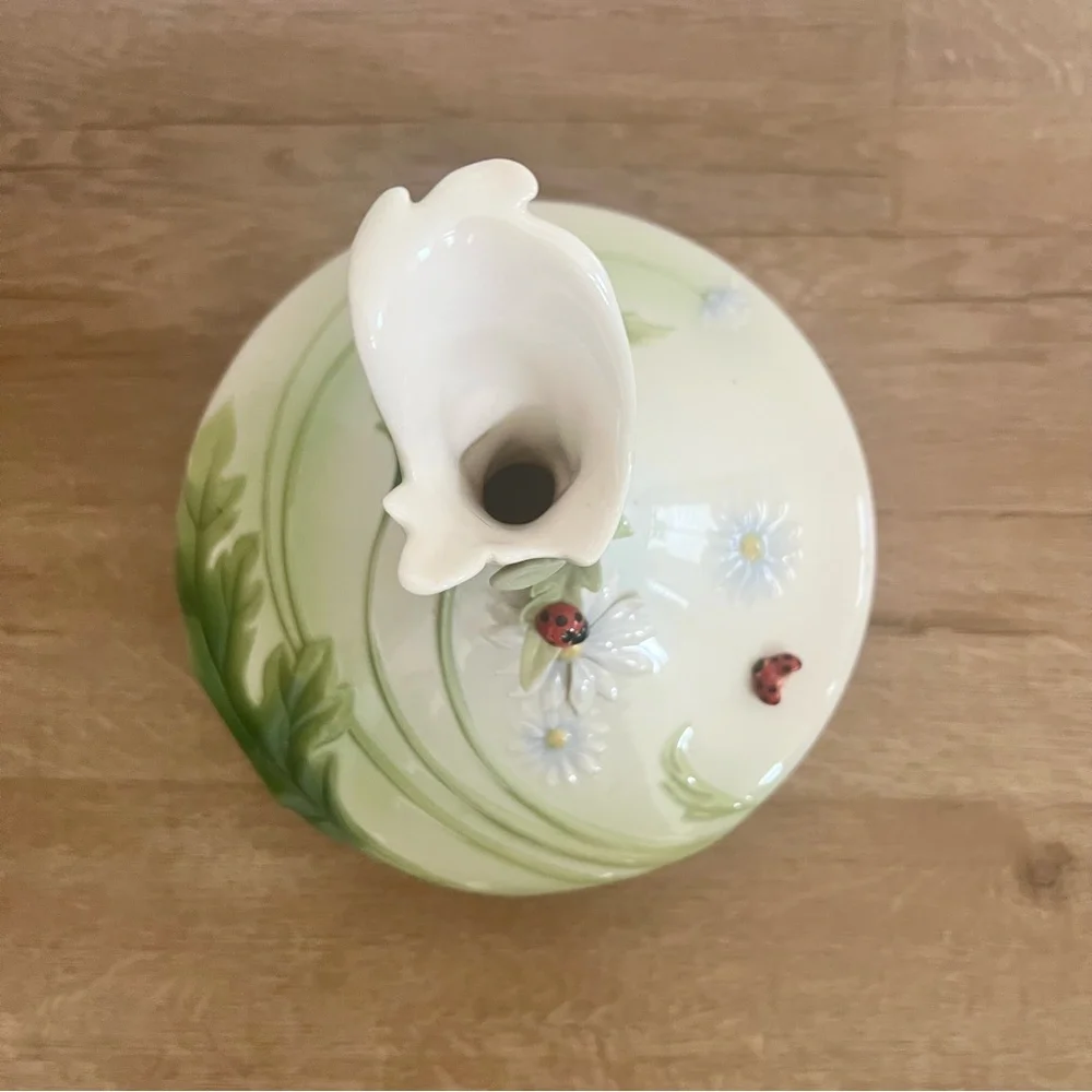 Franz Collection Porcelain Spring Ladybug Flowers Vase 9” Signed Retired FZ00468